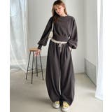 カジュアルなのにちゃんと女っぽ♪胸元刺繍が映える。クロップド丈裏毛スウェット | Classical Elf | 詳細画像17