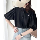 ブラック | 爽やかふんわりテイスト。タック入りボリュームスリーブ胸刺繍サッカーシャツ | Classical Elf