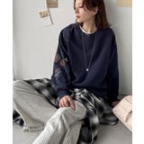 ハンドメイド風刺繍に釘付け。前後2wayランダム袖刺繍裏起毛スウェット | Classical Elf | 詳細画像21