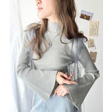 ライトグレー | 大人かわいいが実現できる。袖フレアハイネックニットプルオーバー（袖配色 無地 ボ… | Classical Elf 