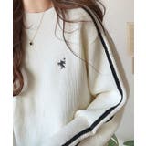 これ1枚でワンランク上の秋冬コーデ。ワンポイント胸刺繍×袖ラインもちもちニット | Classical Elf  | 詳細画像1 