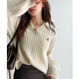 ライトベージュ | ”品よく華やぐ”。大人のマストバイニット。胸刺繍ケーブル編みポロ襟スキッパーニッ… | Classical Elf 