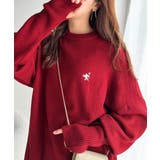 レッド | さらり抜け感ある着こなしが叶う。胸刺繍サムホール付きシンプルニット | Classical Elf 