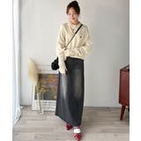 さらり抜け感ある着こなしが叶う。胸刺繍サムホール付きシンプルニット | Classical Elf  | 詳細画像3 