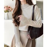 ベージュ | 袖にキュン♪大人女子の旬顔トップス。ランダムリブ袖フレアモックネックプルオーバー… | Classical Elf 