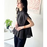 上品さとカジュアルのミックス。サッカー素材前後2wayバンドカラーウエストタック… | Classical Elf  | 詳細画像15 