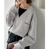 抜け感と上品さを両立。深めのネックで小顔見え♪ 胸刺繍Vネックダンボールニットト… | Classical Elf | 詳細画像6