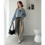 抜け感と上品さを両立。深めのネックで小顔見え♪ 胸刺繍Vネックダンボールニットト… | Classical Elf | 詳細画像36