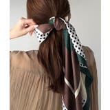 グリーン | 上品カワイイ♪90cm×90cmパネル柄シルクライク大判スカーフ | Classical Elf