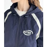 レトロムードで大人可愛い。バックロゴ刺繍配色ラインウィンドブレーカー | Classical Elf | 詳細画像10