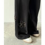 大人の遊び心が光る。フラワーサガラ刺繍くり抜き裏毛スウェットワイドパンツ | Classical Elf  | 詳細画像38 