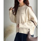 スウェットライクで”魅せる”大人のリラクシーな1枚。胸元サインロゴ刺繍入りニット… | Classical Elf  | 詳細画像1 