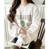 グレージュ | 今っぽカジュアルの本命スウェット♪エンブレム風らくがき刺繍入りフロッキープリント… | Classical Elf 