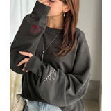 チャコール | こなれた主役級の存在感♪袖ハート＆手書き風ロゴ刺繍裏毛オフショルオーバーサイズス… | Classical Elf 