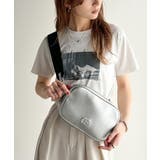 気取らないのに、おしゃれ見え。エンボスショルダーバッグ | Classical Elf  | 詳細画像18 