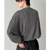 ゆるさとスタイリッシュを両立。オーバーサイズウェーブ柄ジャガード長袖Tシャツ | Classical Elf Men | 詳細画像34