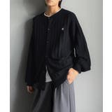 知的に決まる、メンズの上品シンプル。胸刺繍タック編みカーディガン（長袖） | Classical Elf Men | 詳細画像10 