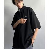 ブラック | 遊び心もこなれ感もキメる。刺繍入りダンボール素材ジップ半袖Tシャツ | Classical Elf Men