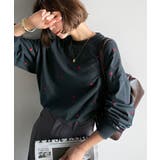 “可愛い”がさりげなく溶け込む。袖ネーム付きミニハート総刺繍Tシャツ | Classical Elf | 詳細画像20