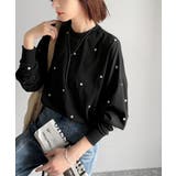 ブラック×ホワイト | “可愛い”がさりげなく溶け込む。袖ネーム付きミニハート総刺繍Tシャツ | Classical Elf