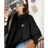 ブラック×オフホワイト | 顔周りスッキリ&胸元刺繍で映える♪配色刺繍ヘンリーネックニット | Classical Elf 