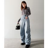 「あのデニム、超かわいい…！」街で振り返られるトレンドデザイン。サイドギャザーウ… | Classical Elf  | 詳細画像12 