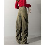 「あのデニム、超かわいい…！」街で振り返られるトレンドデザイン。サイドギャザーウ… | Classical Elf  | 詳細画像24 