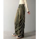 「あのデニム、超かわいい…！」街で振り返られるトレンドデザイン。サイドギャザーウ… | Classical Elf  | 詳細画像25 