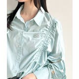 サックス | 大人カジュアルに高級感をプラス。ロゴブローチ付きドロストリボンビッグシャツ | Classical Elf 