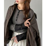 シンプルさの中にフェミニンさをプラスしたデザイン。袖配色レースヘンリーカットソー… | Classical Elf  | 詳細画像22 