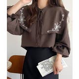 【mily bilet】クラシカルさとモダンさを両立。花刺繍ケープブラウス | Classical Elf  | 詳細画像27 