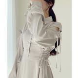 ヘルシーな肌見せが旬。肩空きリボン使いステッチ配色ワンピース | Classical Elf | 詳細画像4