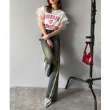 可愛さふわり2倍増し! ダブルフリル袖カレッジライクロゴゆるTシャツ | Classical Elf | 詳細画像4