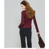 デコルテを美しく見せるボートネックデザインのリブカットソー | coca | 詳細画像18