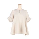 一枚で品よく決まる、ボリューム袖ペプラムブラウス | coca | 詳細画像2 