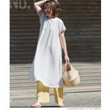 ［White］ | ＼新色登場／エンボス加工Aラインワンピース | coca