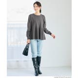 バックスタイルにさりげない華やかさを添える、パール付きフレアニットトップス | coca | 詳細画像15 