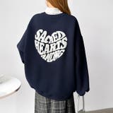 後ろ姿まで可愛い。サガラ刺繍ハートロゴトレーナー スウェット ロゴトレーナー | COCOMOMO | 詳細画像38 