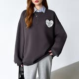 後ろ姿まで可愛い。サガラ刺繍ハートロゴトレーナー スウェット ロゴトレーナー | COCOMOMO | 詳細画像40 