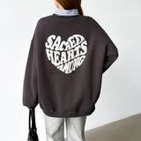 後ろ姿まで可愛い。サガラ刺繍ハートロゴトレーナー スウェット ロゴトレーナー | COCOMOMO | 詳細画像44 