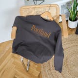 DK.GRAY | フロッキーロゴプリント裏毛スウェット | coen【women】