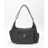 ブラック | 撥水10ポケットビッグショルダーバッグ | ikka 