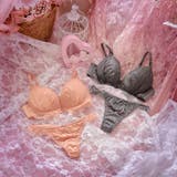 【三上悠亜着用】【EFサイズ】メロウリボンチュールブラジャー&Tバックショーツ | Dazzy | 詳細画像9