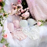 【三上悠亜着用】ロマンティックフローラルブラジャー&サイド紐フルバックショーツ | Dazzy | 詳細画像9 