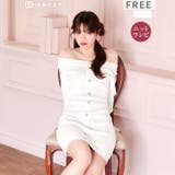 デコルテ魅せ叶う上品オフショル×フロントメタルボタンの長袖ニットワンピース[カジ… | Dazzy | 詳細画像1 