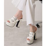 アイボリー | 【26年春夏新作】厚底太ヒール オープントゥ バックルダブルベルト | DEMETER