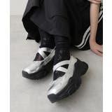 シルバー | 【25年春夏新作】厚底 スニーカーライク クロスゴム リボン パンプス | DEMETER