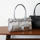 シルバー | ペルケ perche / 牛革×ナイロンランドスケープトート | UNBILLION