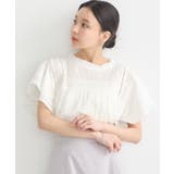 オフホワイト | フリルピンタック半袖ブラウス | earth music&ecology