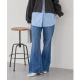 ミディアムインディゴ | 切り替えフレアデニムパンツ | earth music&ecology 